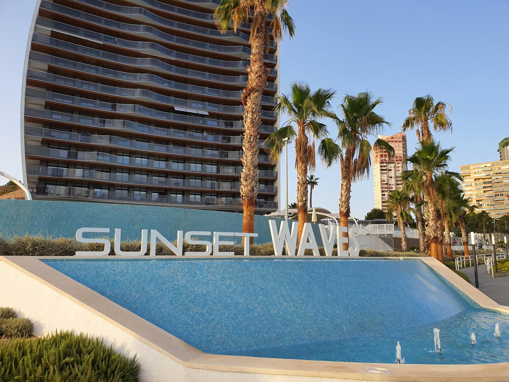 Sunset Waves Benidorm By Kalmarent Apartment Bagian luar foto